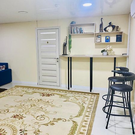 Like Home Hostel Na Shevchenko, 162Б Almaty Eksteriør bilde