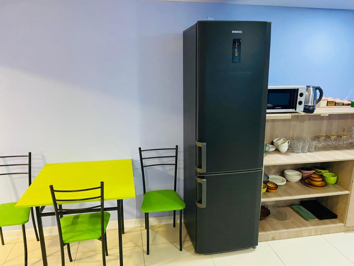 Like Home Hostel Na Shevchenko, 162Б Almaty Eksteriør bilde