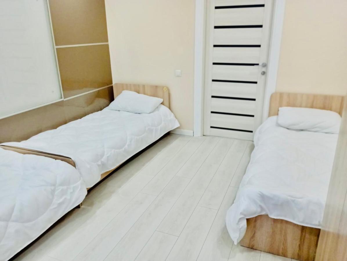 Like Home Hostel Na Shevchenko, 162Б Almaty Eksteriør bilde