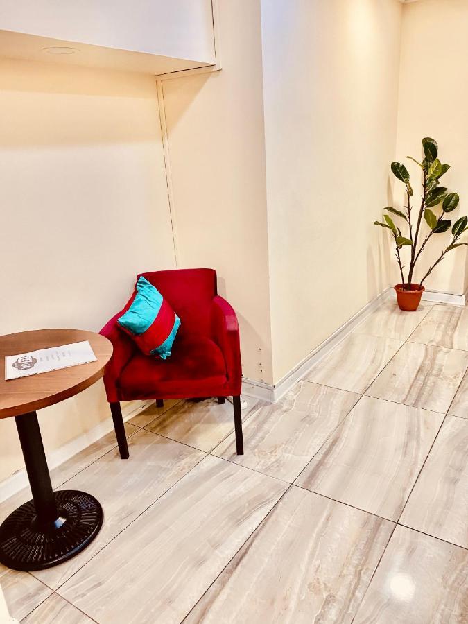 Like Home Hostel Na Shevchenko, 162Б Almaty Eksteriør bilde