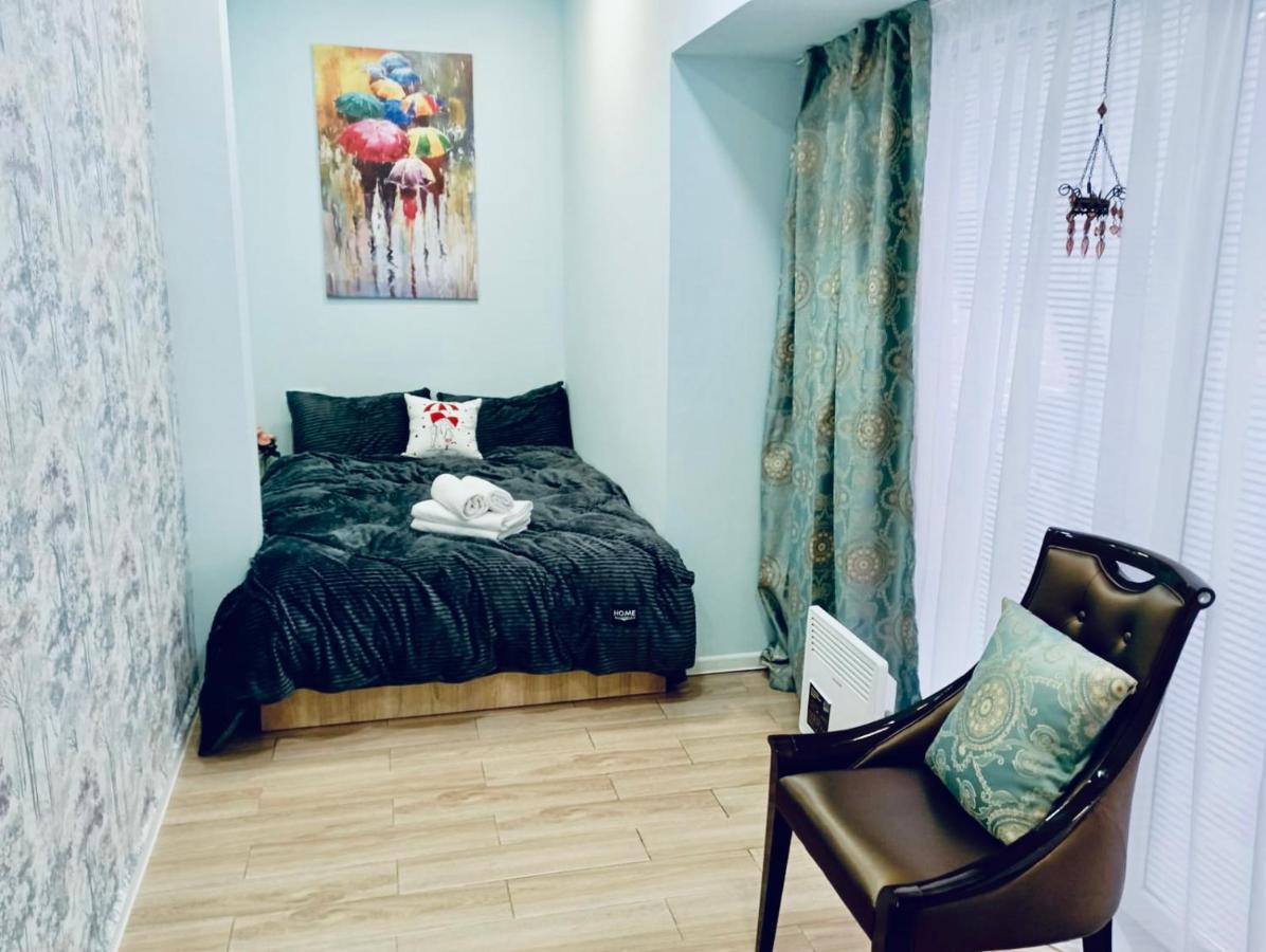 Like Home Hostel Na Shevchenko, 162Б Almaty Eksteriør bilde
