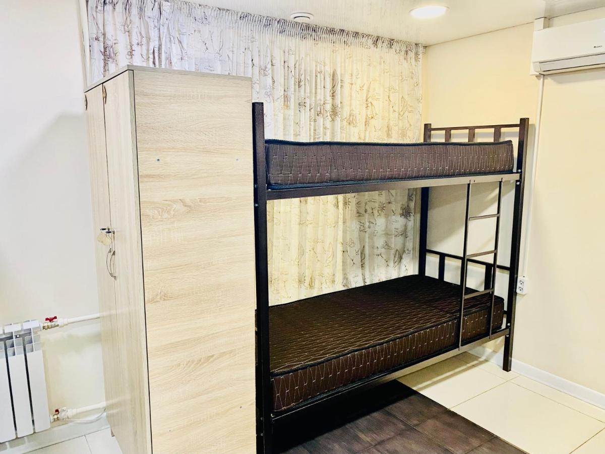 Like Home Hostel Na Shevchenko, 162Б Almaty Eksteriør bilde