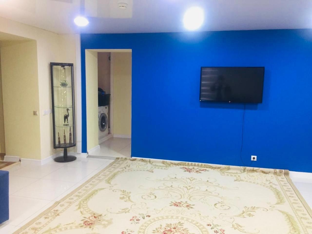 Like Home Hostel Na Shevchenko, 162Б Almaty Eksteriør bilde
